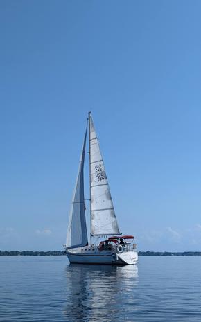 Canadian Sailcraft 30' - 1986