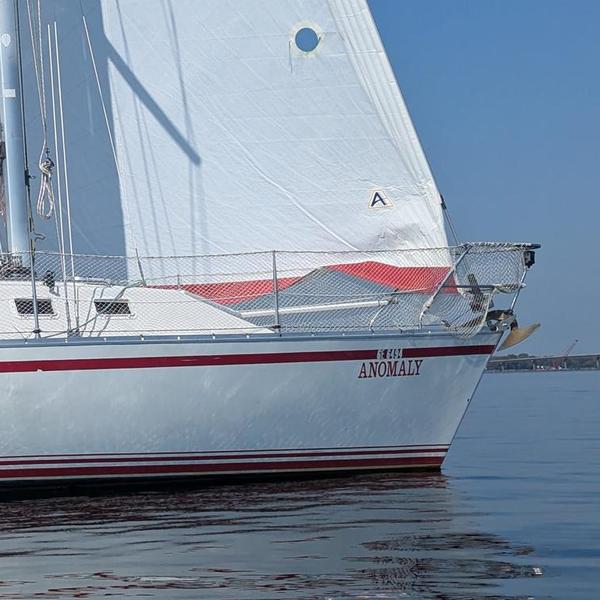 Canadian Sailcraft 30' - 1986
